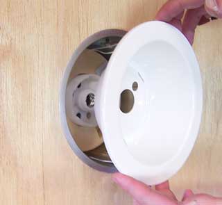 非常用照明器具・誘導灯の電池交換